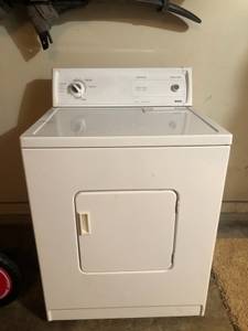 Kenmore Large Capacity Electric Dryer White Like New Condition (Arlington)