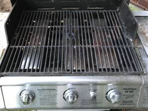 Charmglow 4 burner BBQ gas grill (Memphis)