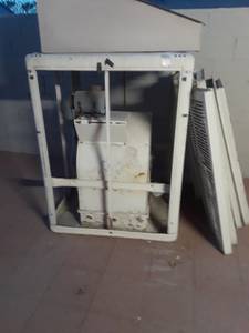 Air cooler (1960w.maplewood dr.)
