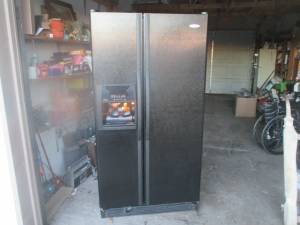 Black Side by Side Refrigerator-Water and Ice-In Door-Guaranteed (Wichita Falls