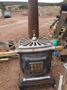 Wood stove (Show low pines)