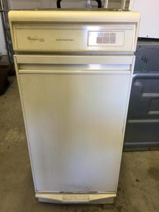 Built in Oven, Trash Compacter, and Microwave For Sale