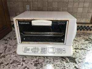 Cuisinart Convection Oven Toaster Broiler with Exact Heat! (Maple Grove)
