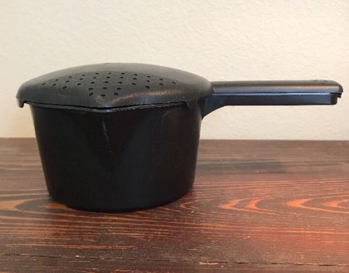 Pampered Chef Microwave 4 Cup Black Plastic Pan Steamer Pot