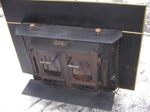 Buck stove fire place insert, fan and glass all good (sea tac wa.)