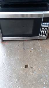 2, microwave ovens one is a ge magic chief $30 each (E,Memphis)