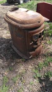 Wood stove (Marquette)