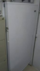 Maytag upright freezer (Islamorada)