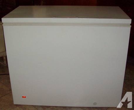 Frigidaire 8.8 Cu. Ft. Chest Freezer