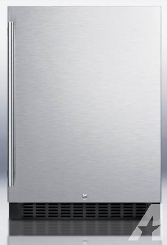 4.9 cu. ft. Capacity Outdoor Beverage Center / Refrigerator New!