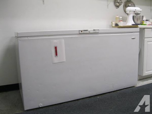 whirlpool chest freezer 65X29 -