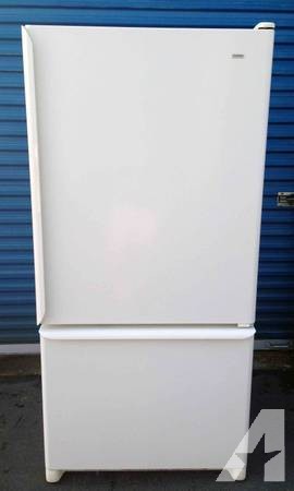 Kenmore Bottom Freezer Fridge 22 Cu.Ft -