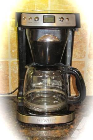 Barely Used GEVELIA 12 Cup Automatic Coffee Maker -