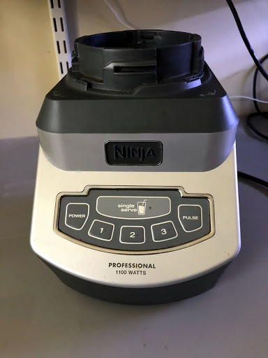 Ninja Professional 1100 Watt Blender Replacement Base EUC