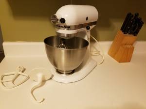 Kitchenaid mixer (Waterloo)