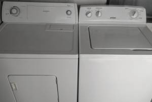 Hotpoint Washer and Whirlpool Dryer (Duncan)