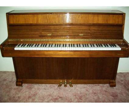Sojin Upright/Console Piano