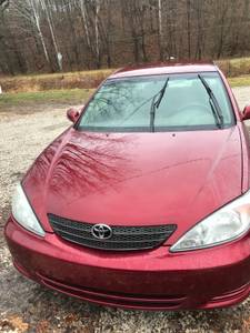 2004 Toyota Camry le (Bloomington)