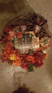 CLOSE OUT SALE: Custom Wreaths and Wall Art (shepherdsville)