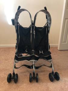 New Double Baby Stroller (Vinton)