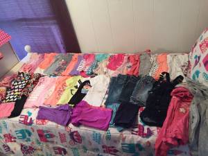 4t some 5t spring/summer clothes (Axton)
