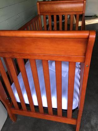 Baby Bed With Nice Mattress Set 65