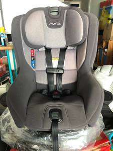 BRAND NEW NUNA RAVA Convertible Car Seat - 2017 (cover was used) (west palm