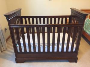 Beautiful Convertible Wooden Baby Crib (Mequon)