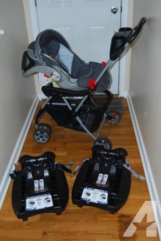 BABY TREND Car Seat with Stroller Attachment & 2 Carseat Bases NICE