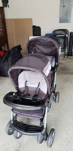 Baby trend twin stroller (Opelika)