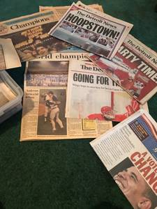 Vintage Newspapers /sports Detroit (Romulus)