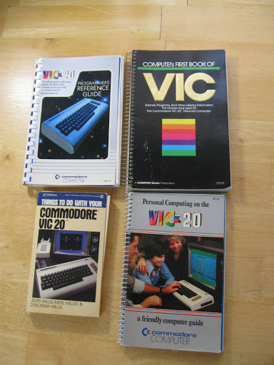 Lot of 4 Commodore VIC-20 User Manuals / Refrence Books