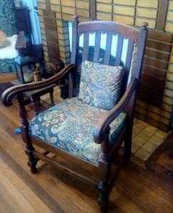 Craftsman Oak Antique Chair (Montgomery)