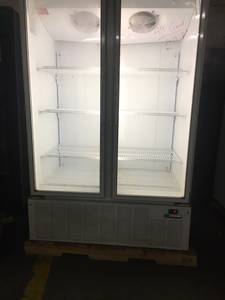 Master/bilt ice cream freezer (Bartlett)