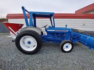 1974 Ford 3000 tractor (Salisbury)