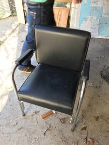 Salon chair (Hartford, WI)