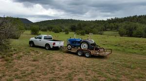 I'm looking to buy a Tractor (Louisville area will travel)