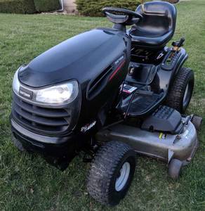 Craftsman DYS4500 lawn tractor (Shelbyville Indiana)