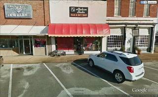 Business For Sale: Salon And Gift Studio For Sale