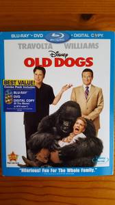 Disney Old Dogs (3 Disc Combo Pack) (Bellevue)