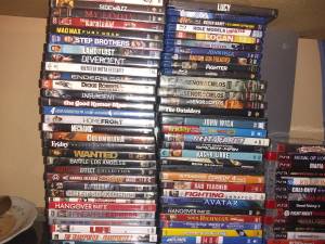 alot of funny , action , scary movies 4sale (Kennewick)