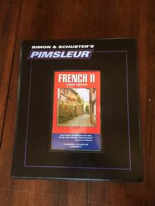 Simon & Schuster: PIMSLEUR FRENCH LEVEL 2 (16 Audio CDS) (Monkton/New Haven)