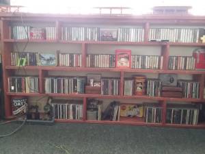 DVDs-CDs- & CASSETTES (Reno- mid town area)