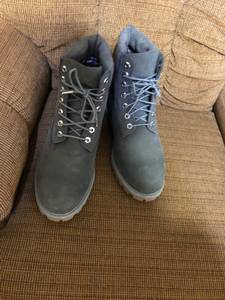 Men's Timberland Boots Size 11 (Grand Forks)
