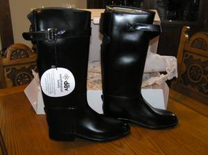 Brand New Size 7 Davrain Equestrian Stretch Rain Boots (Brookfield