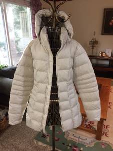 North face women's jacket/down insulated coat size M (Bellevue)