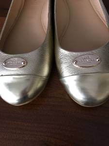 (1 pair) COACH ballet shoes (Milwaukee)
