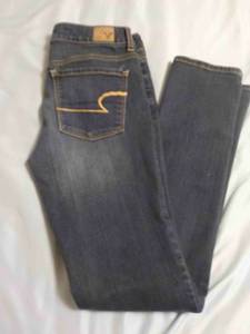 Women's Skinny Size 6 American Eagle Jeans (Knoxville)