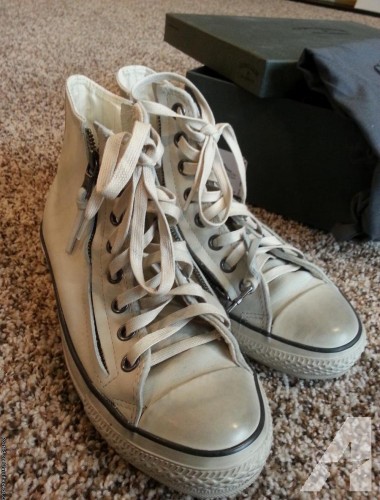 Womenâ??s Converse John Varvatos double-zip classic sneakers size 8.5