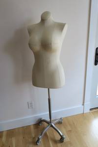 Mannequin Bust Half Body Female Metal Base Dress Form Torso (Stony Point)